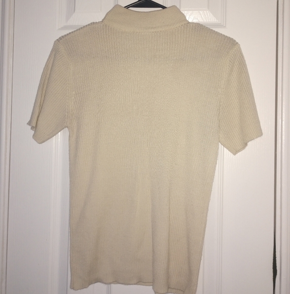 Cream top - Picture 4 of 9